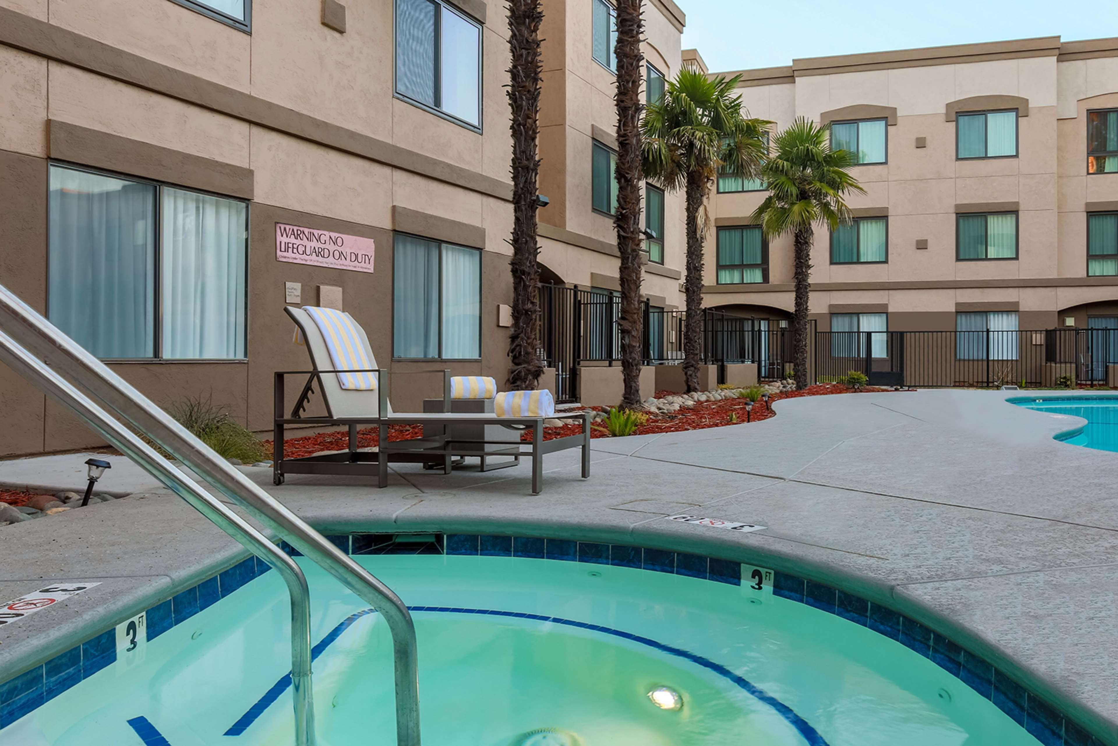 Doubletree Suites By Hilton Hotel Sacramento - Rancho Cordova Eksteriør billede