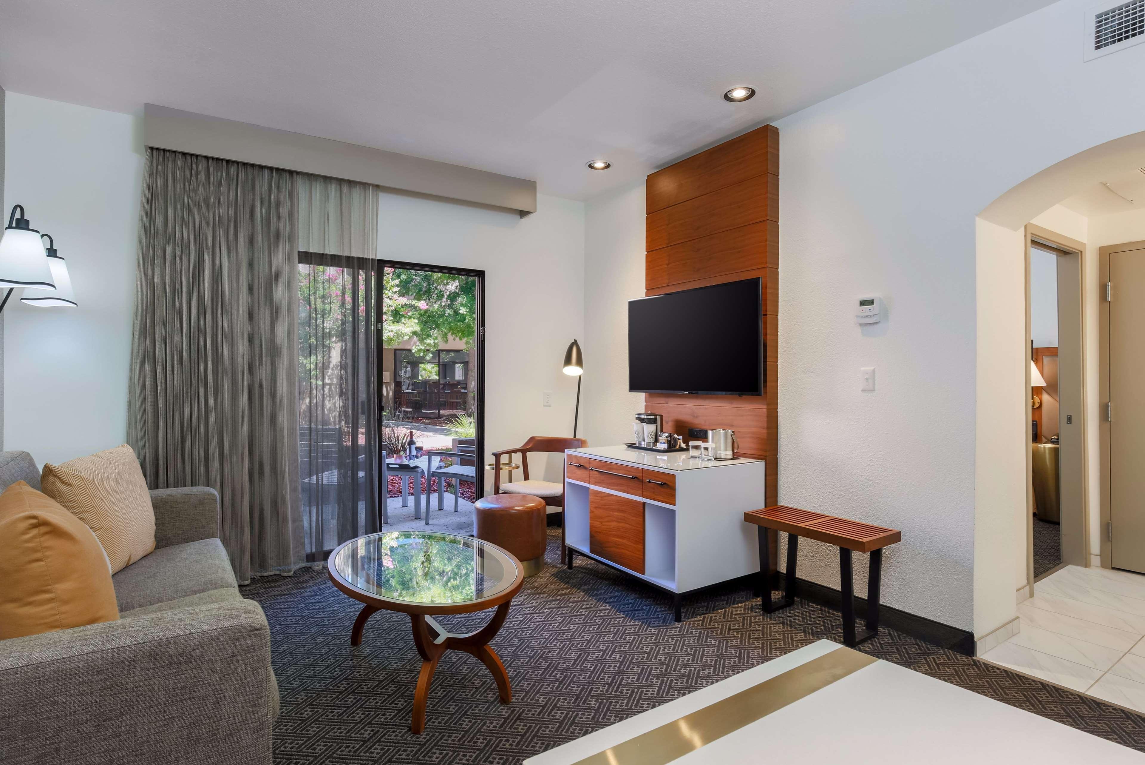 Doubletree Suites By Hilton Hotel Sacramento - Rancho Cordova Eksteriør billede